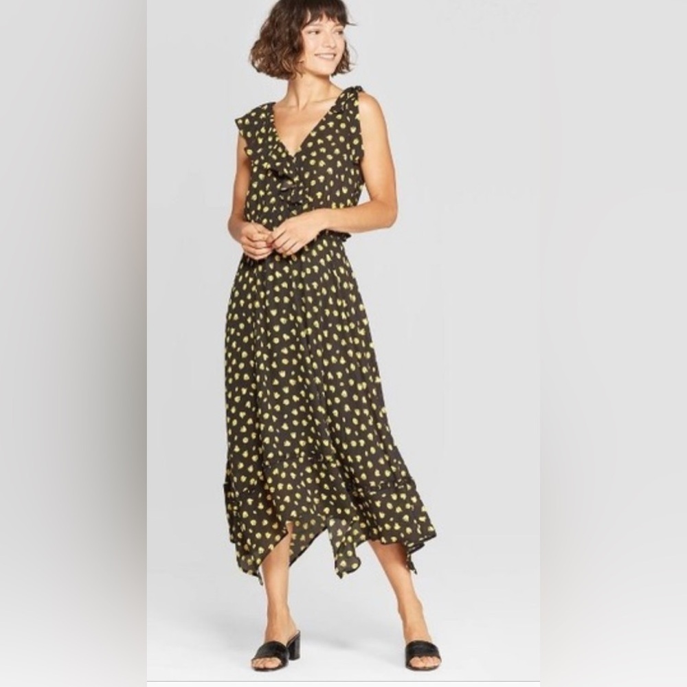 Who What Where Yellow and Black Tulip Flower Print Handkerchief Hemline Size S